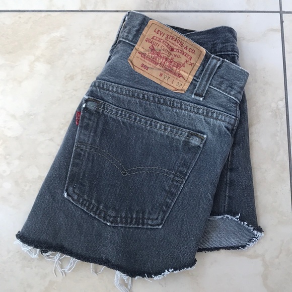 Vintage Levi Grey denim shorts - Picture 2 of 3